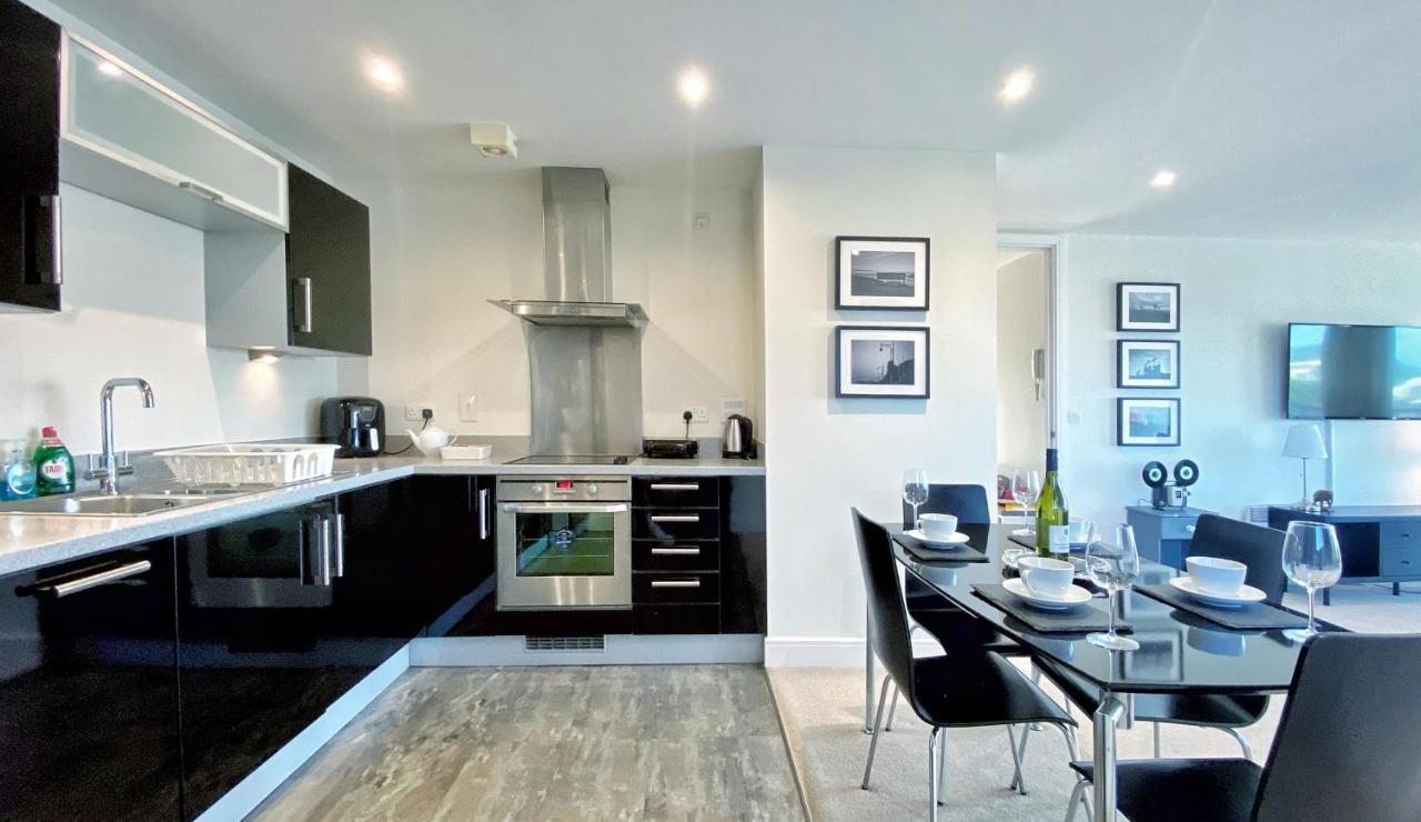 Artistic And Luxurious Apt With Sea View. Beach Side Swansea Exterior foto